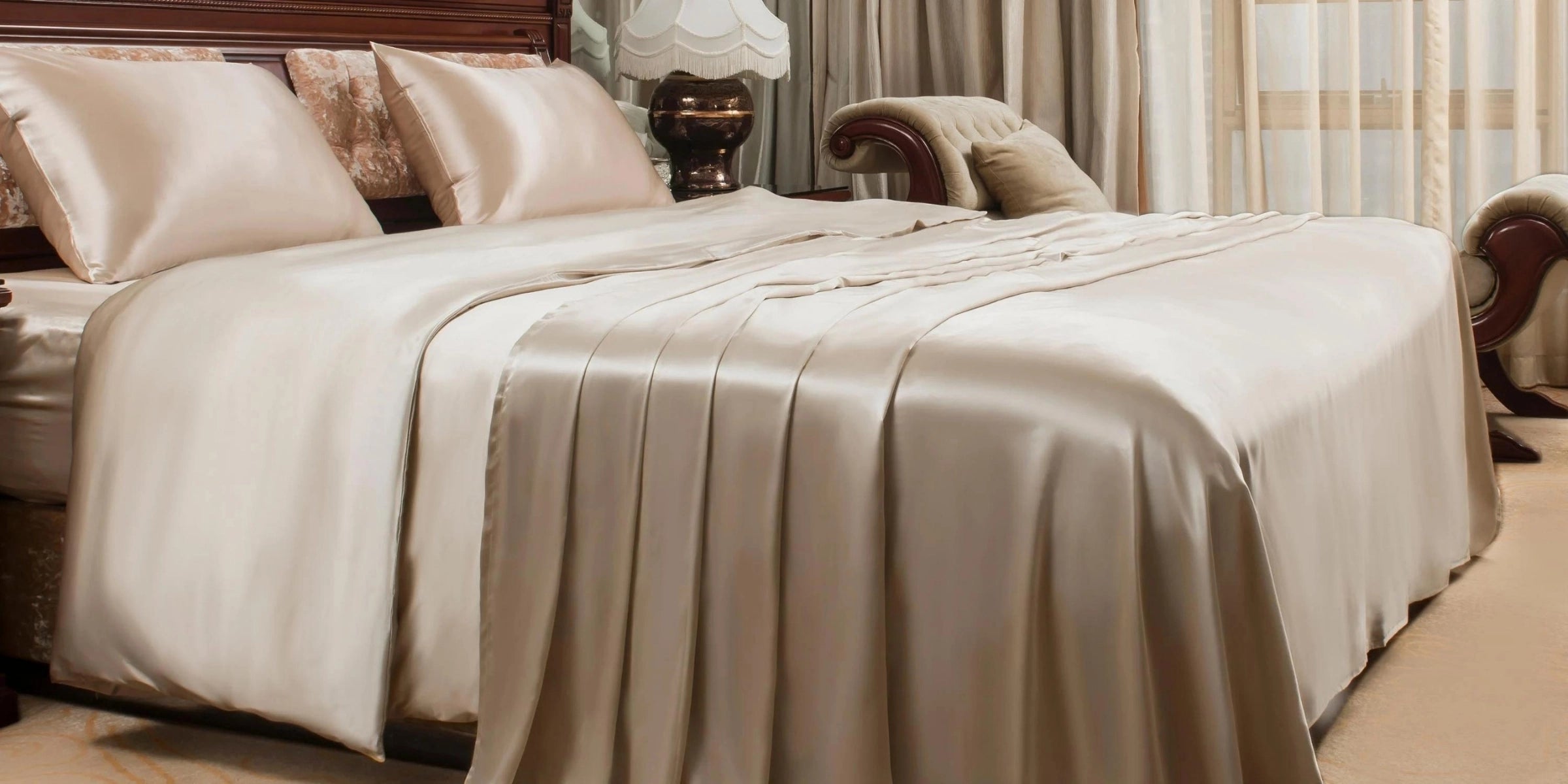 How to Keep Silk Sheets From Sliding Off the Bed - promeedsilk