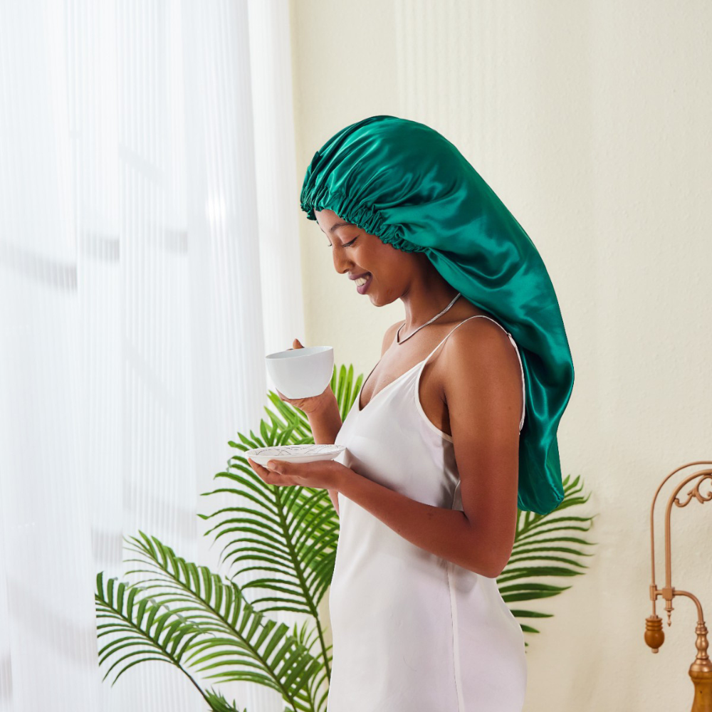 The Transformative Power of a Silk Bonnet for Curly Hair Care