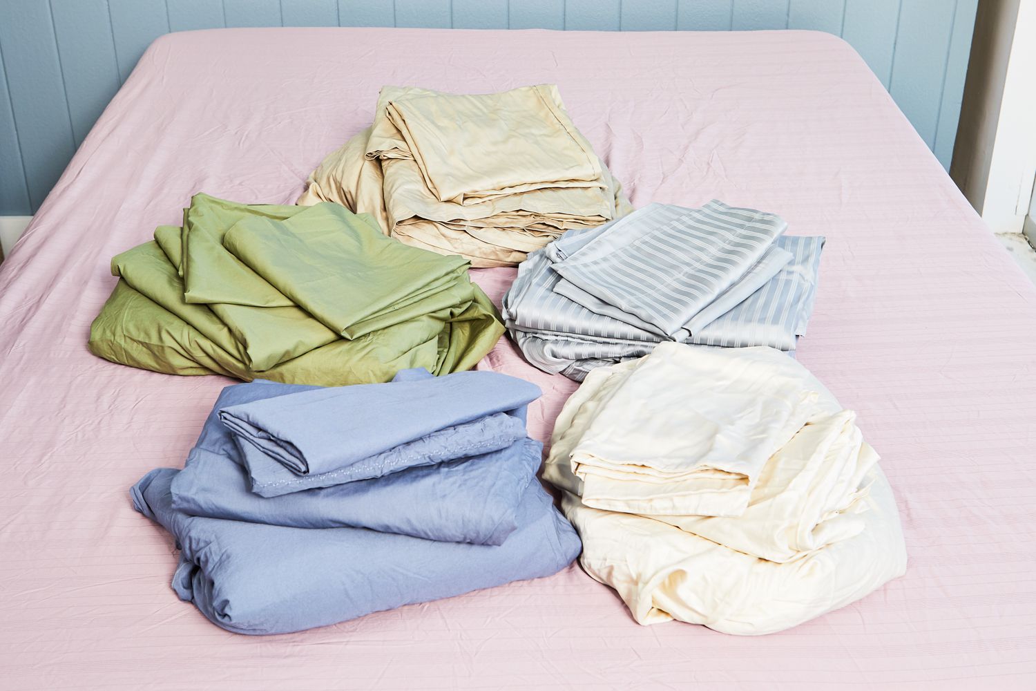 Eucalyptus, Vegan, Bamboo or Mulberry Silk Sheets - What's the Best Choice? - promeedsilk