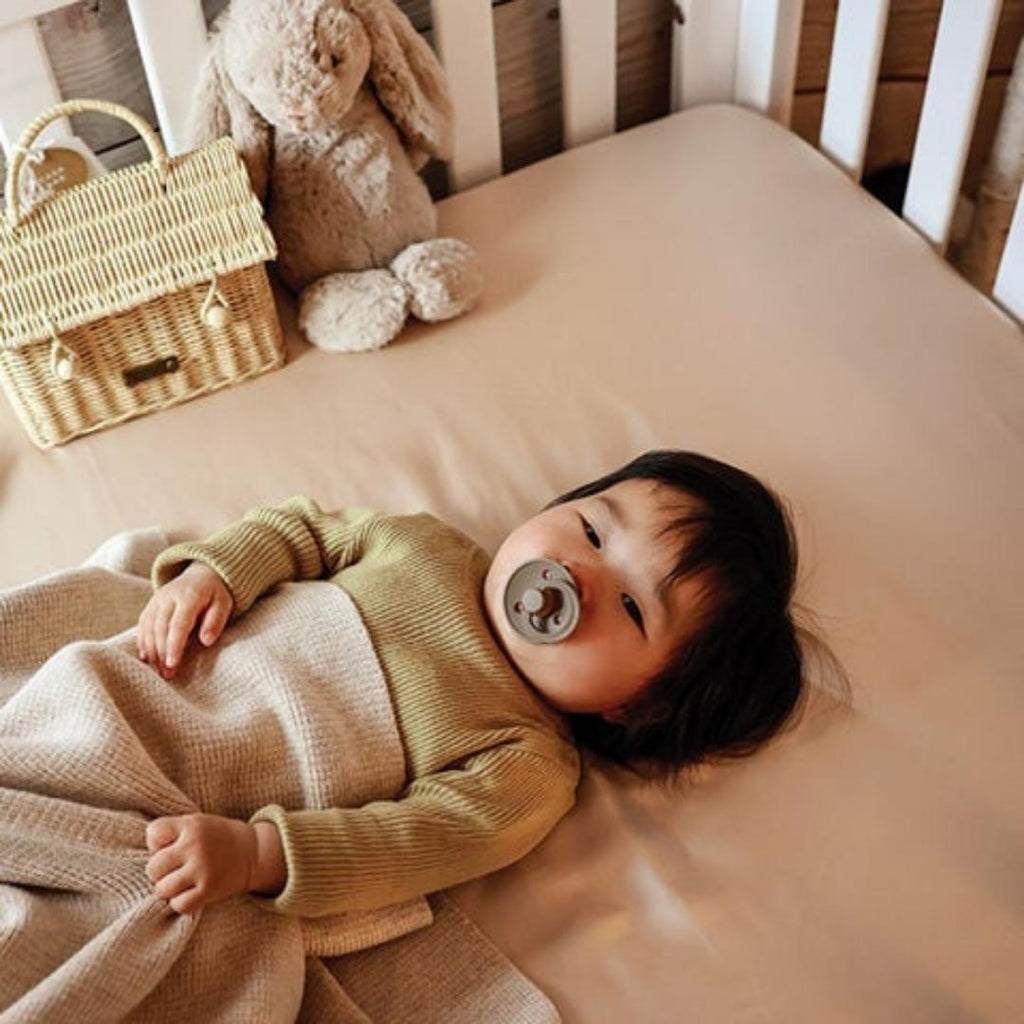 Hypoallergenic 23-Momme Silk for Infant Eczema | Promeed